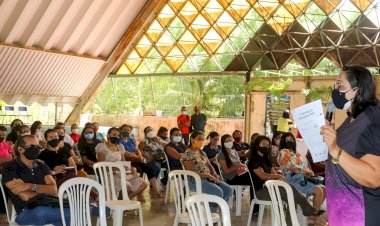 Prefeitura de Chapadinha reúne professores para tratar da avaliação SAEB 2021.