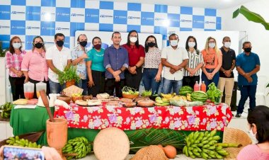 Prefeitura de Chapadinha realiza amostra de produtos da Agricultura Familiar que farão parte da Alimentação Escolar.