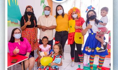 Volta ás aulas: Prefeita Belezinha acompanha retorno às aulas presenciais na rede municipal de ensino de Chapadinha-MA.